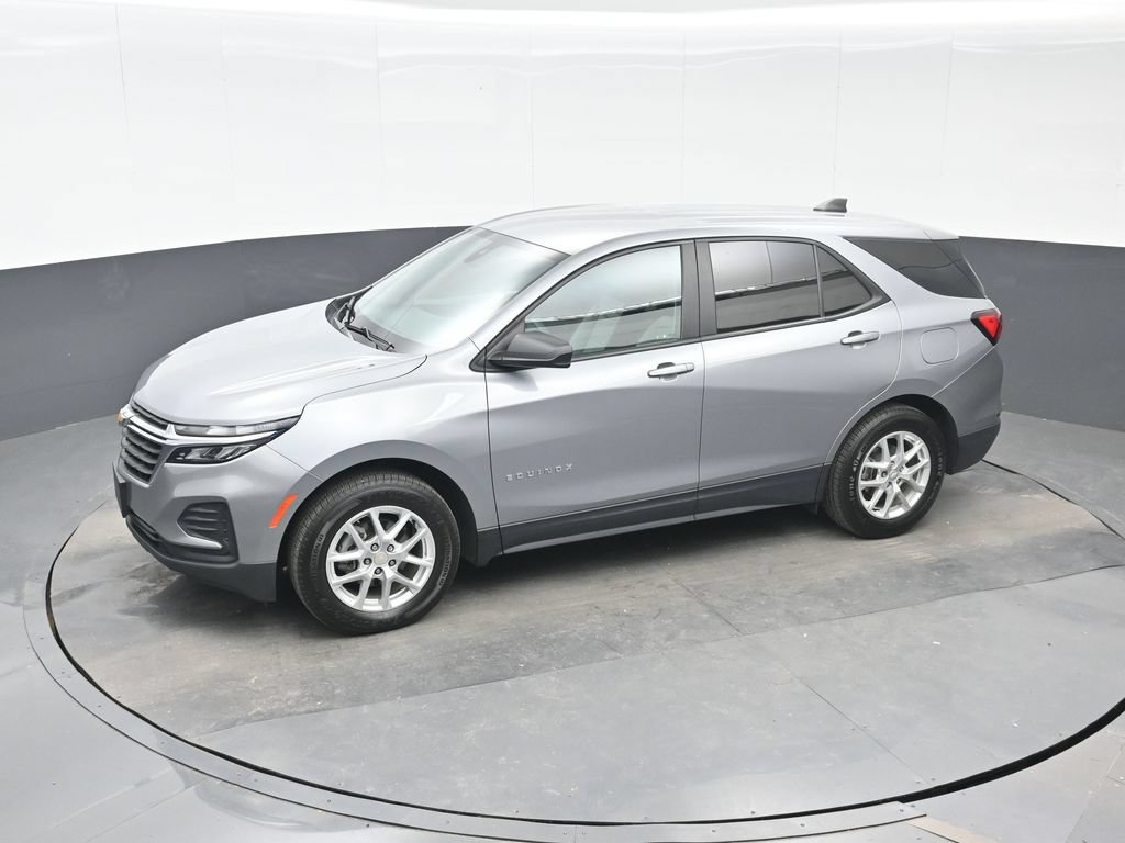 Used 2023 Chevrolet Equinox LS FWD image 26