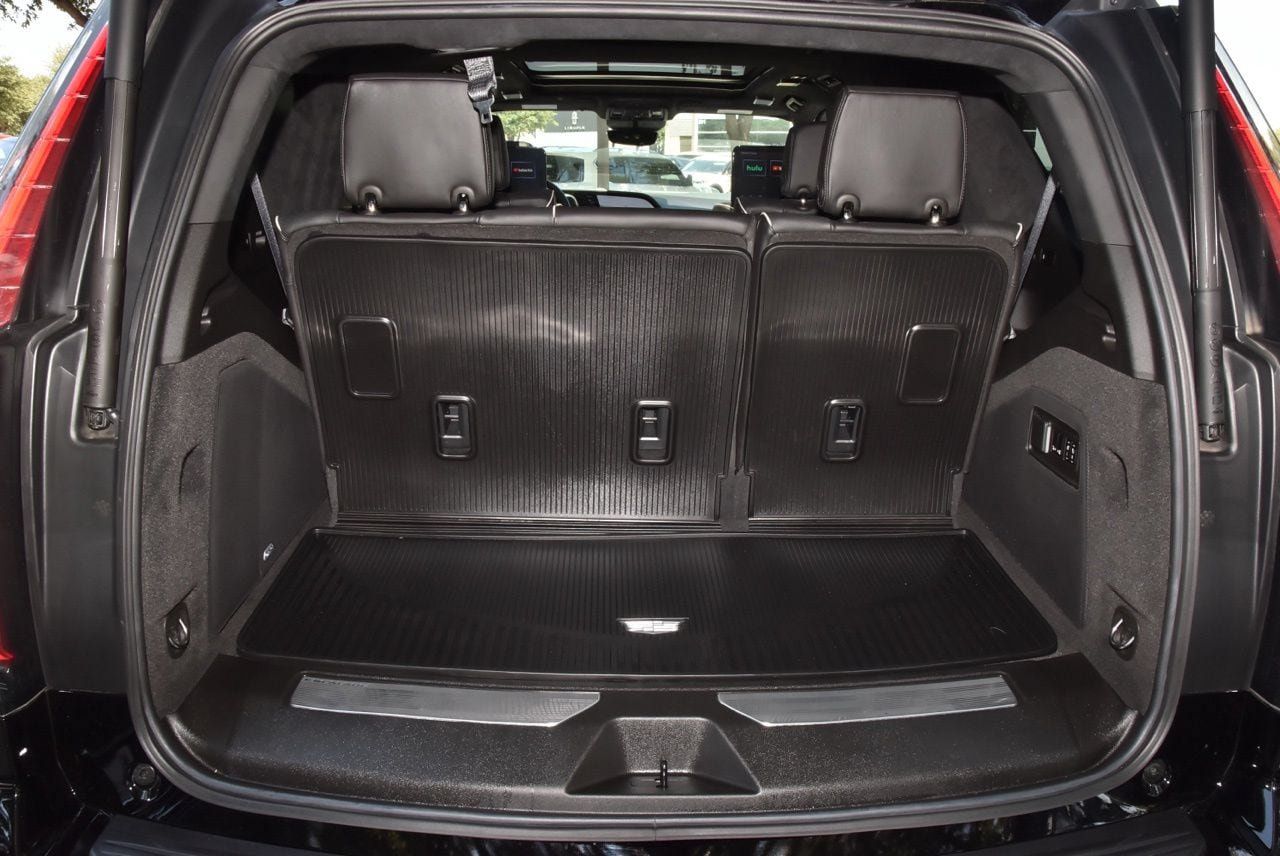Used 2023 Cadillac Escalade V w/ LPO, ONYX Package AWD/4WD image 41