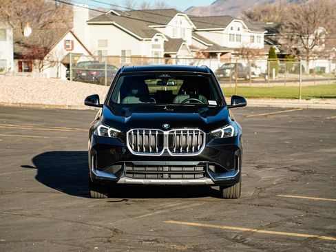 Used 2025 BMW X1 xDrive28i w/ Technology Package image 2