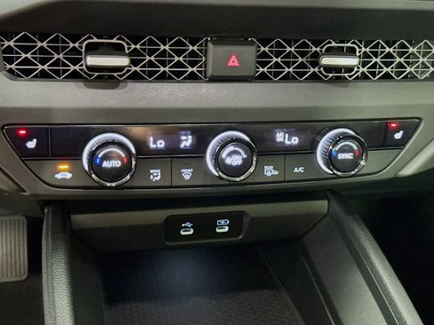 Certified 2023 Honda Accord EX image 17