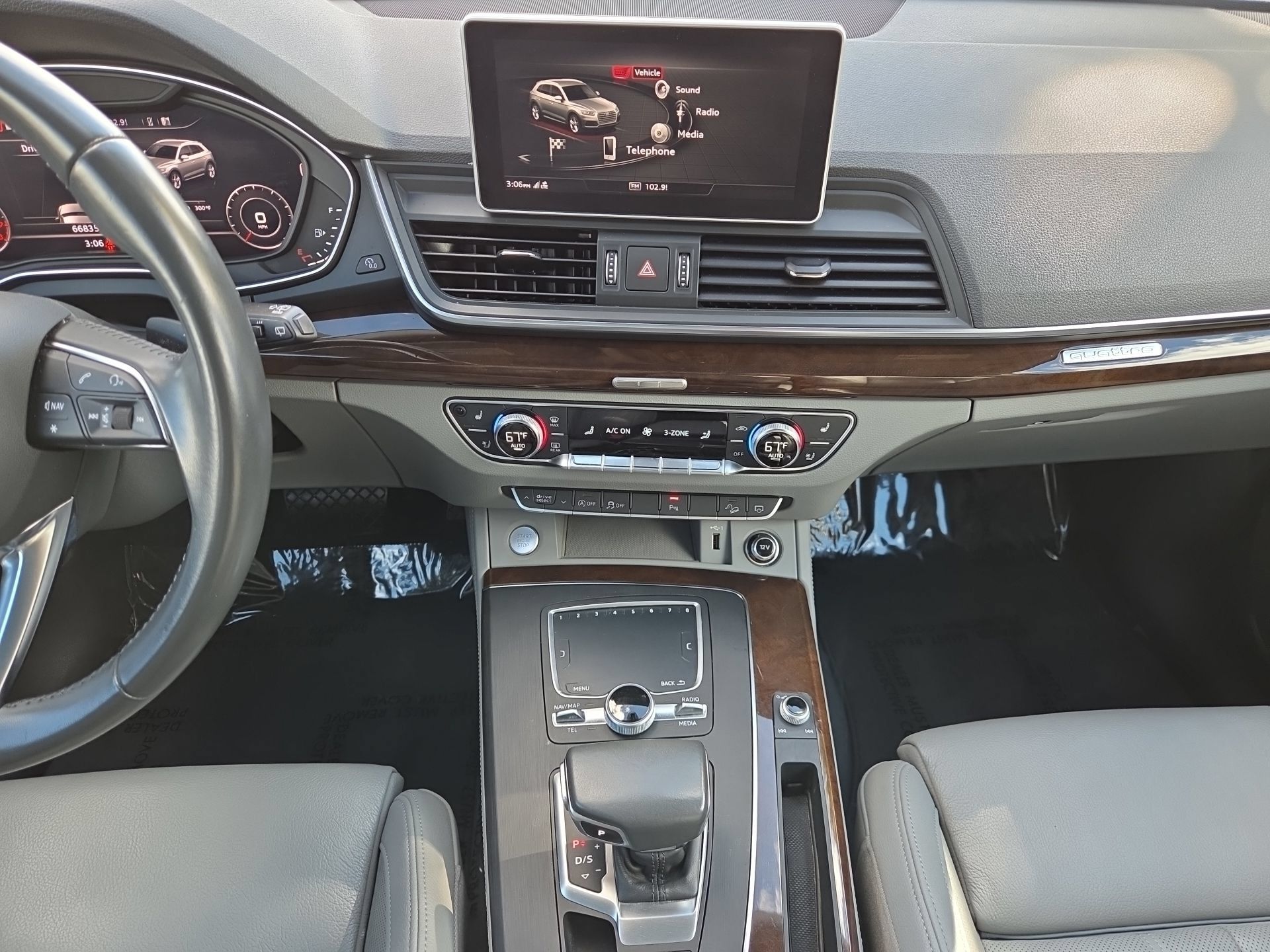 Used 2019 Audi Q5 2.0T Premium Plus w/ Premium Plus Package AWD/4WD image 23