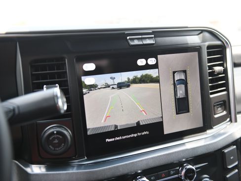 New 2026 Ford F250 Platinum AWD/4WD image 17
