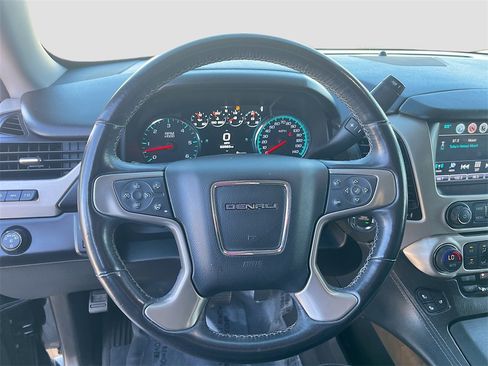 Used 2020 GMC Yukon Denali w/ Open Road Package image 11