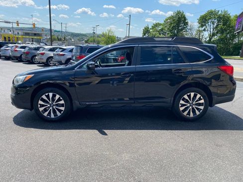 Used 2015 Subaru Outback 3.6R Limited AWD/4WD image 6