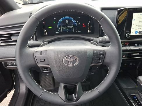 Used 2026 Toyota Camry SE w/ Convenience Package FWD image 14