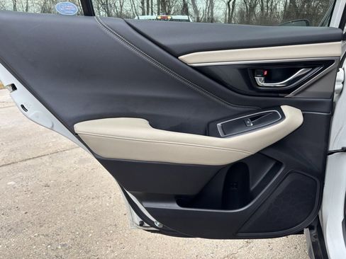 Used 2023 Subaru Outback Limited image 21