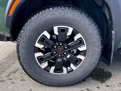 Used 2023 Nissan Frontier PRO-4X w/ Pro Convenience Package AWD/4WD image 7