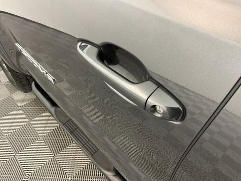 Used 2018 Toyota Tacoma SR5 image 10