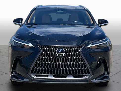 Used 2024 Lexus NX 250 FWD w/ Towing Package (2000 Lbs) image 4