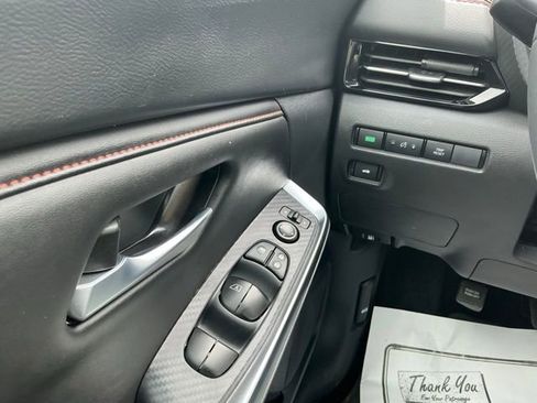 Used 2025 Nissan Sentra SR FWD image 23
