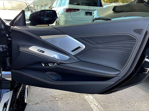 Used 2025 Chevrolet Corvette Z06 w/ Battery Protection Package image 22
