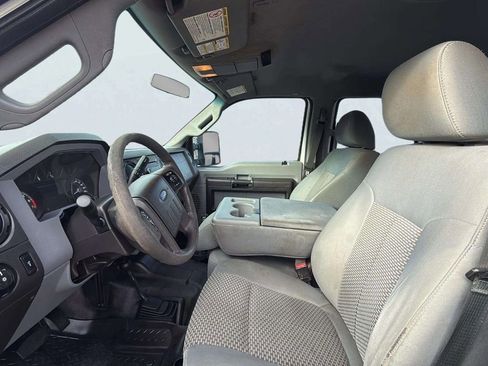 Used 2016 Ford F250 XL w/ Power Equipment Group image 12