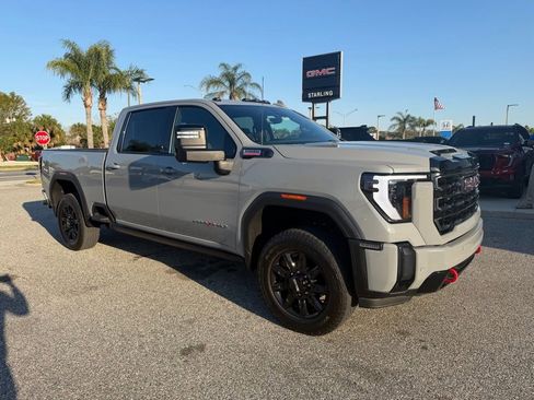 Used 2024 GMC Sierra 2500 AT4 w/ AT4 Premium Plus Package image 8