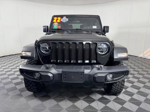 Used 2022 Jeep Wrangler Sport AWD/4WD image 3