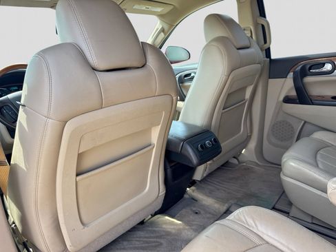 Used 2011 Buick Enclave CXL FWD image 19