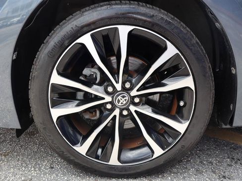 Used 2019 Toyota Corolla SE FWD image 23