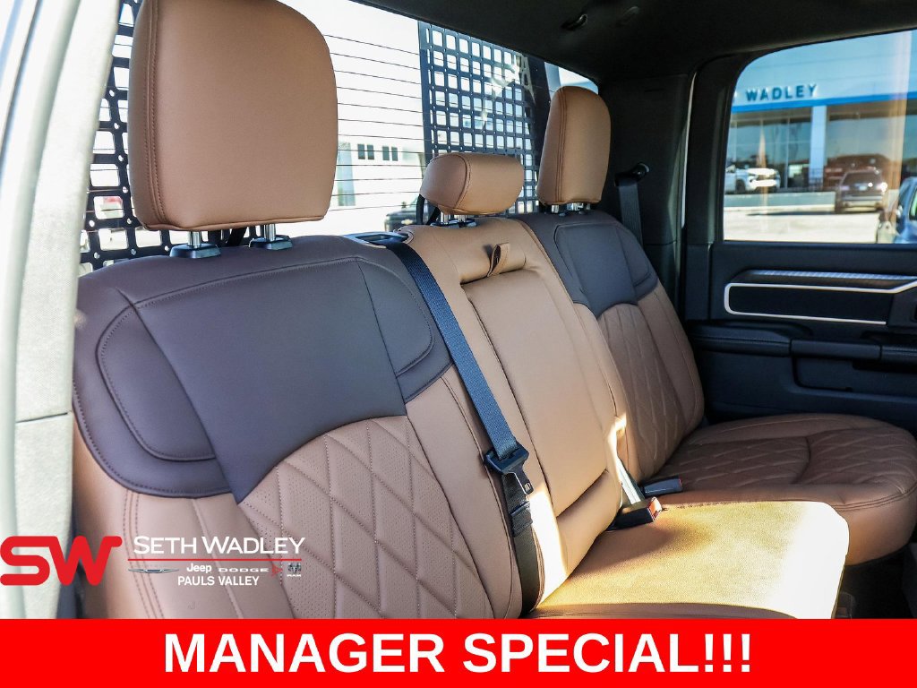 New 2025 RAM 2500 Big Horn AWD/4WD image 35