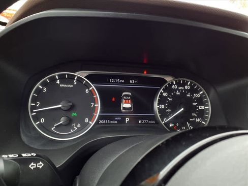 Used 2023 Nissan Rogue SV image 12