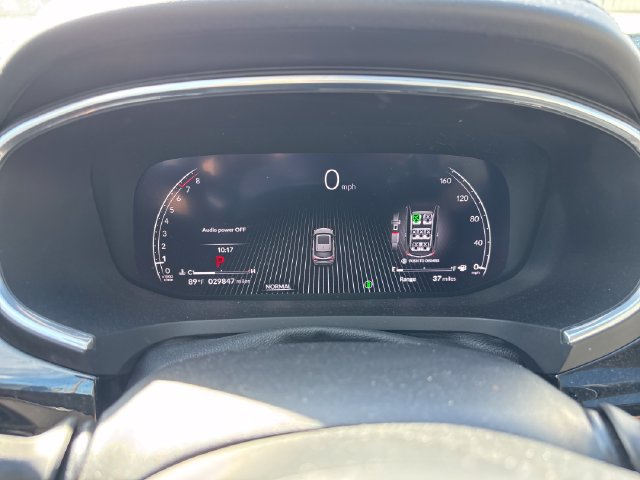 Used 2025 Acura MDX w/ Technology Package FWD image 14