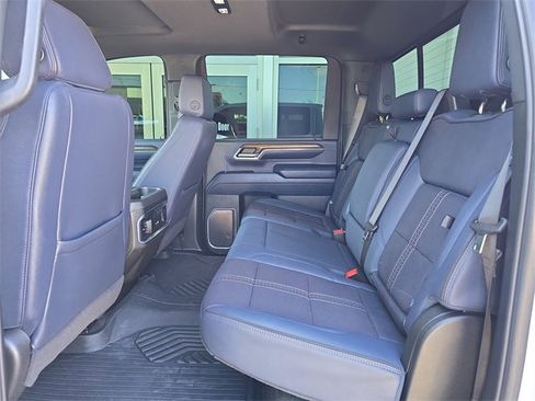 Certified 2024 Chevrolet Silverado 3500 High Country w/ High Country Premium Package image 16