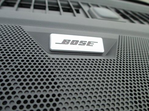 New 2026 GMC Canyon Denali image 16