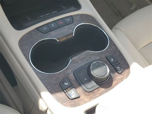 Used 2021 GMC Acadia Denali w/ Denali Ultimate Package image 28