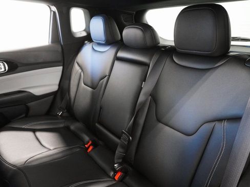 New 2026 Jeep Compass Limited image 14