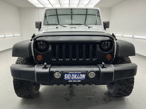 Used 2013 Jeep Wrangler Unlimited Sport image 2