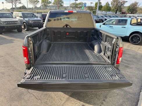 Used 2015 Ford F150 XLT image 11