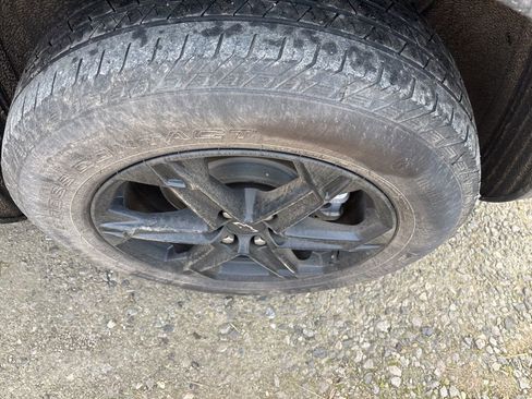 Used 2024 Chevrolet Blazer LT w/ Midnight/Sport Edition image 8