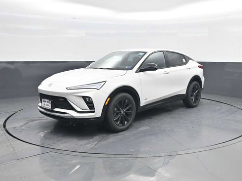 New 2026 Buick Envista Sport Touring image 4