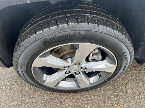 Used 2021 Jeep Grand Cherokee L Limited image 39