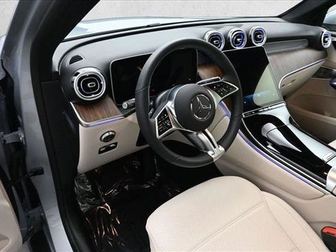 Certified 2026 Mercedes-Benz GLC 300 4MATIC image 8