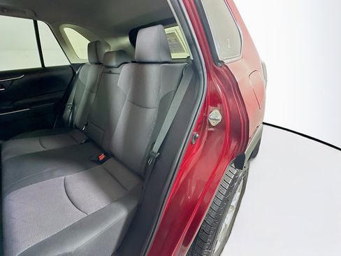 Used 2019 Toyota RAV4 XLE image 26