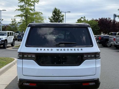 Certified 2024 Jeep Grand Wagoneer L Series II w/ Quick Order Packagew 28T AWD/4WD image 11