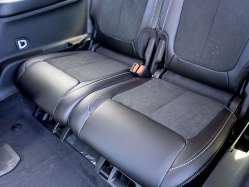 New 2025 Jeep Grand Cherokee L Altitude image 26