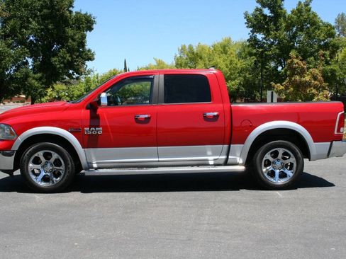 Used 2014 RAM 1500 Laramie RWD image 7