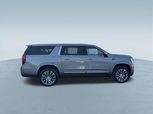New 2026 GMC Yukon XL Denali image 10