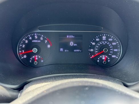 Used 2020 Kia Soul S FWD image 21
