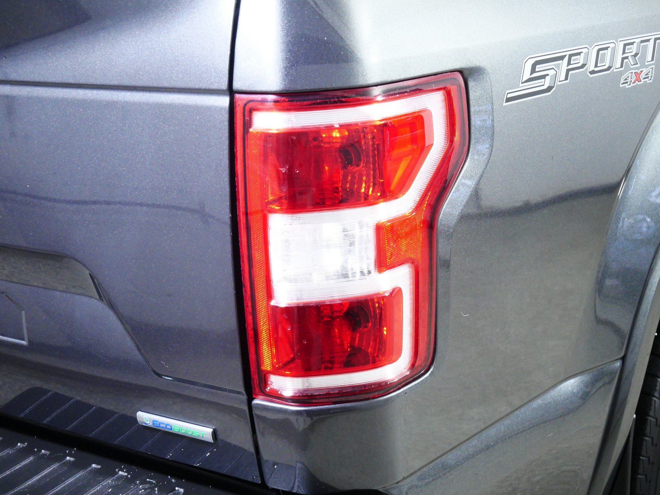Used 2018 Ford F150 4x4 SuperCrew image 17