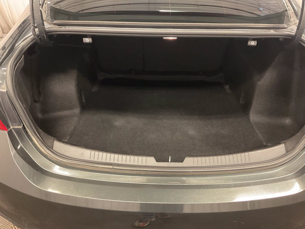 Used 2018 Chevrolet Malibu LS w/ LPO, Convenience Package 2 FWD image 27