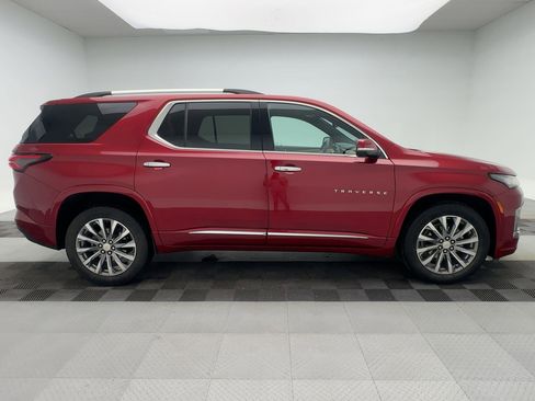 Certified 2023 Chevrolet Traverse Premier image 8