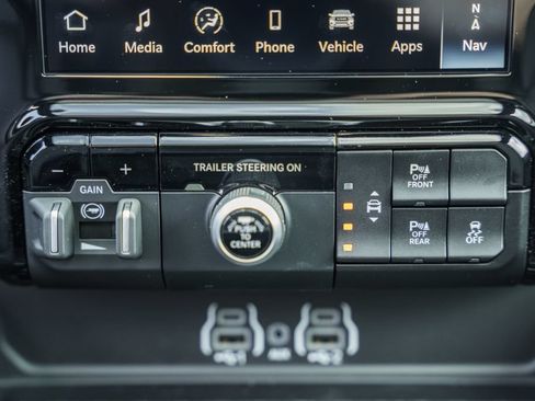 New 2026 RAM 1500 Laramie AWD/4WD image 27