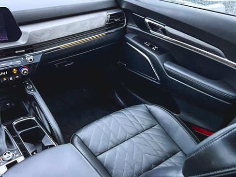 Certified 2025 Kia Telluride SX Prestige X-Line image 15