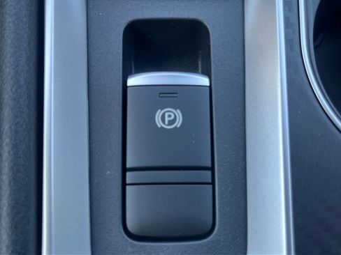 New 2025 Nissan Altima 2.5 SV w/ SV Special Edition Package image 30