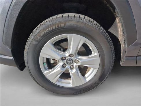 Used 2020 Toyota RAV4 LE image 24