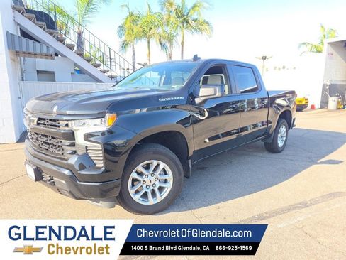 Used 2026 Chevrolet Silverado 1500 RST RWD image 2