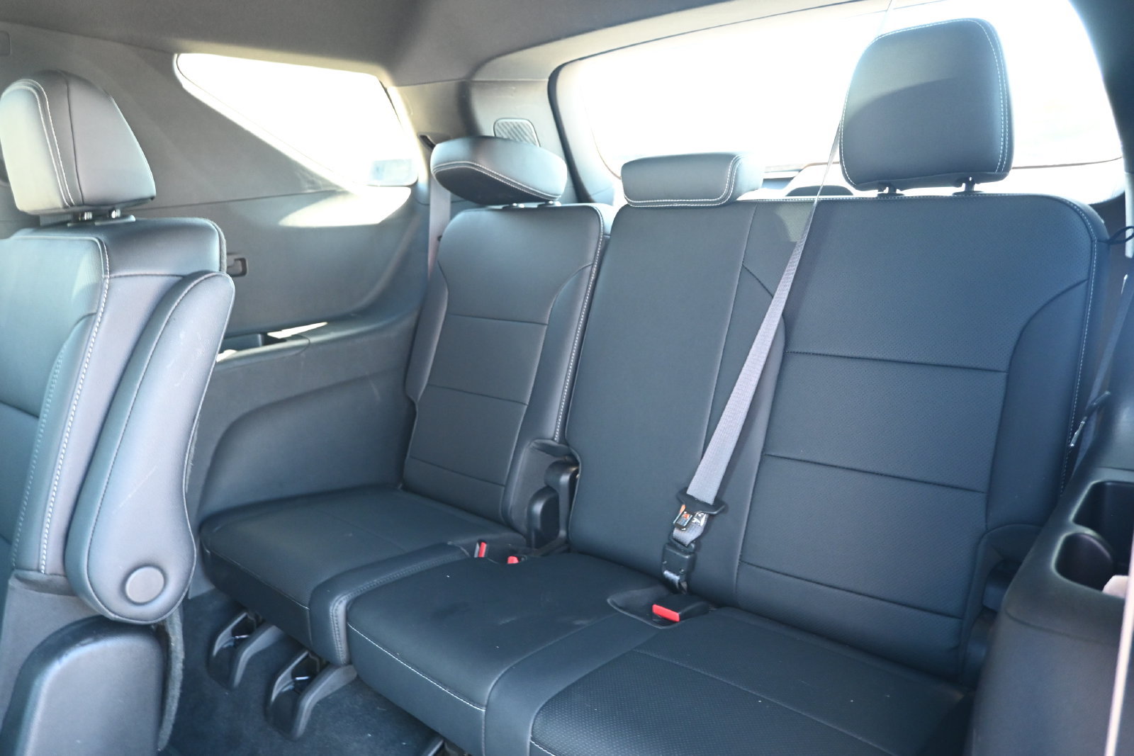 Used 2026 Chevrolet Traverse LT FWD image 23