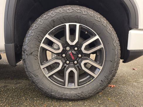 New 2026 GMC Sierra 1500 AT4 w/ AT4 Premium Package image 9