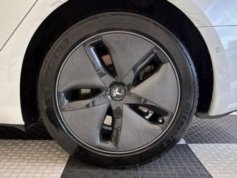Used 2019 Tesla Model 3 Standard Range Plus RWD image 11